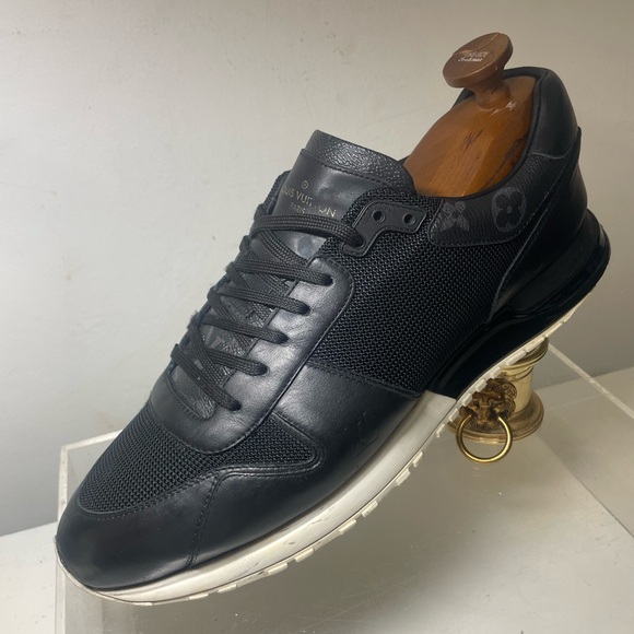 Louis Vuitton black monogram canvas and mesh run away lace up snesrkers sz 9.5 - Picture 8 of 16